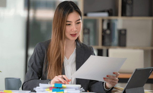 Certified translator providing Legal Document Translation Services in Houston with notarization and official certification.