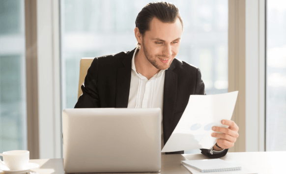 Expert translator providing certified translation services for USCIS documents in Houston, ensuring accuracy.