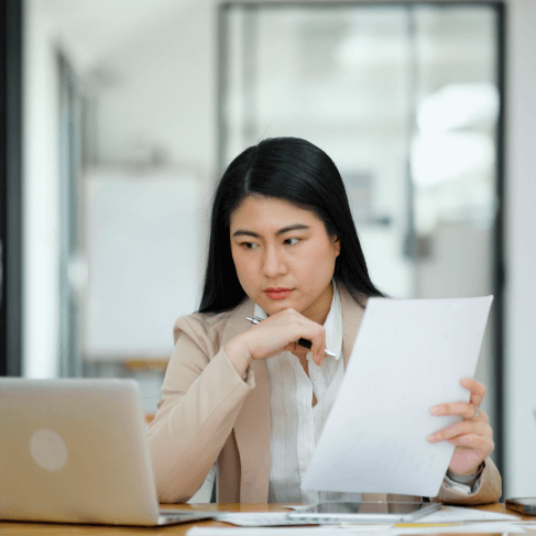 An expert translator Certified translation services in Houston for healthcare and legal sectors with accuracy.