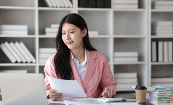 Translator working on Legal Document Translation in Houston ensuring certified, professional and accurate legal paperwork.