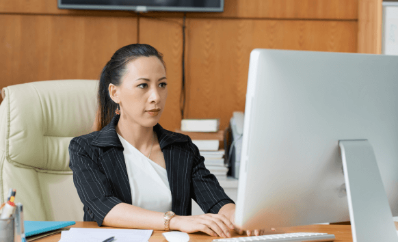 Expert translator providing accurate USCIS translation services in Houston for immigration forms with quality.